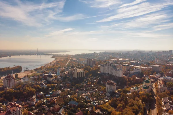 沃罗涅日的鸟瞰图, 俄罗斯。从上面的秋季城市景观 — 图库照片