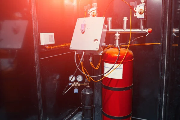 Modern industriell automatisk eld släcka system, närbild — Stockfoto