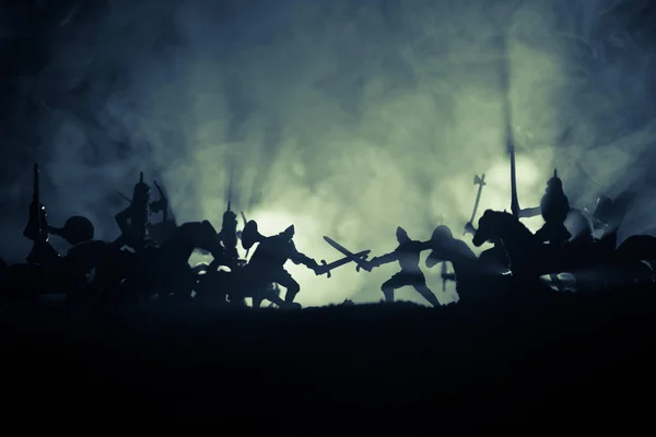 Cena Batalha Medieval Com Cavalaria Infantaria Silhuetas Figuras Como Objetos — Fotografia de Stock