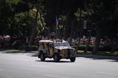 Bakü, Azerbaycan - 26 Haziran 2018 - askeri geçit töreni, Bakü, Azerbaycan Ordusu gün. Azerbaycan silahlı kuvvetlerinin 100 yaşını kutluyor