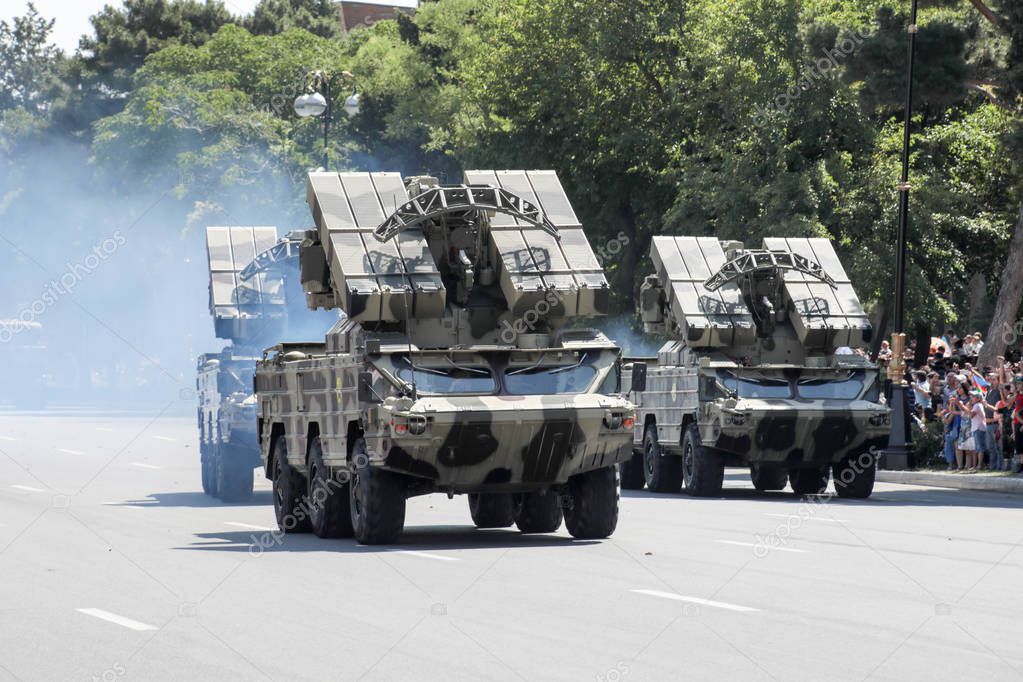 BAKU, AZERBAIJAN 26 DE JUNIO DE 2018 Desfile Militar en Bakú