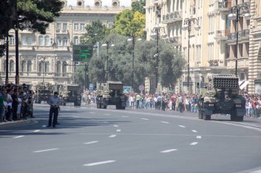 Bakü, Azerbaycan - 26 Haziran 2018 - askeri geçit töreni, Bakü, Azerbaycan Ordusu gün. Azerbaycan silahlı kuvvetlerinin 100 yaşını kutluyor