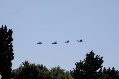 Bakü, Azerbaycan - 26 Haziran 2018 - askeri geçit töreni, Bakü, Azerbaycan Ordusu gün. Azerbaycan silahlı kuvvetlerinin 100 yaşını kutluyor