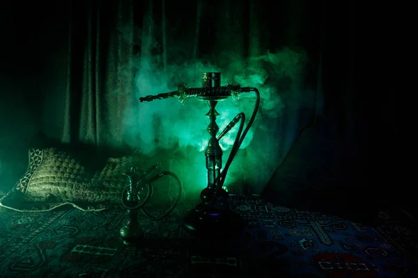 Carbone Caldo Narghilè Sulla Ciotola Shisha Facendo Nuvole Vapore All — Foto Stock