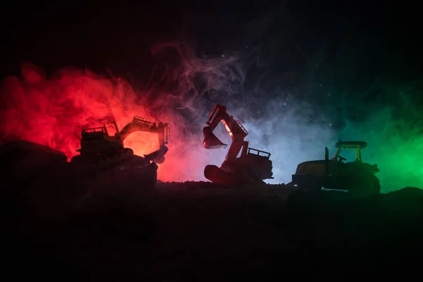 Baustelle Auf Einer Stadtstraße Ein Gelber Bagger Parkte Der Nacht — Stockfoto