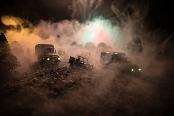 Έννοια Του Πολέμου Στρατιωτική Σιλουέτες Καταπολέμηση Σκηνή Ουρανός Ομίχλη Του — Φωτογραφία Αρχείου