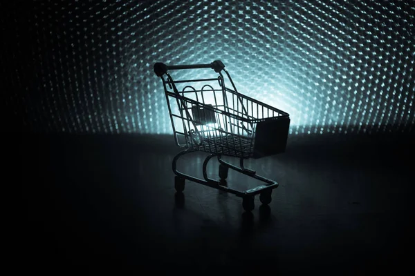 Empty Shopping Trolley Dark Toned Foggy Background Some Copy Space — Stock Photo, Image
