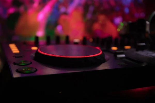 Selective Focus Pro Controller Console Deejay Mixing Desk Music Party — Stock Photo, Image