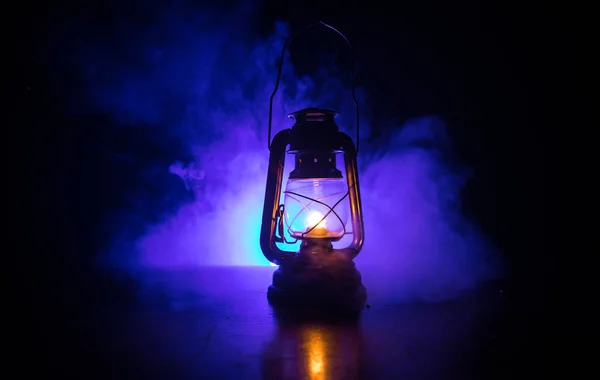 Olaj Lámpa Világítás Fel Sötétség Vagy Égő Kerozin Lámpa Háttérben — Stock Fotó
