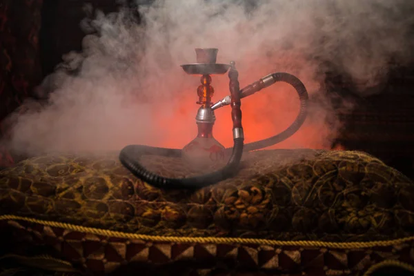 Carvão Quente Hookah Shisha Tigela Fazendo Nuvens Vapor Interior Arábia — Fotografia de Stock