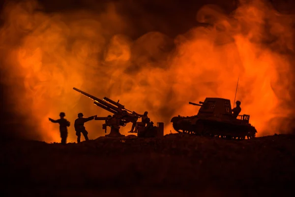 Концепція Війни Військові Силуети Воювали Військовому Фоні Туману Німецькі Танки — стокове фото