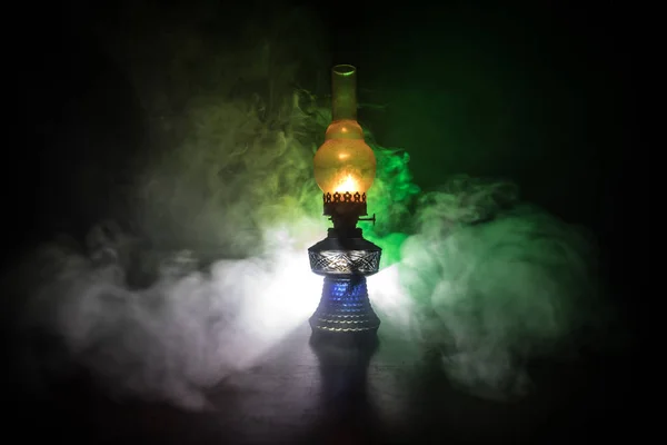 Ropy Naftowej Lampy Oświetlenie Tła Lampy Nafty Ciemności Lub Palenia — Zdjęcie stockowe