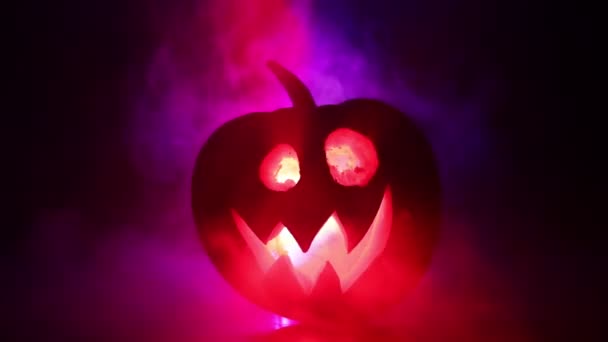 Halloween Pumpkin Uśmiech Scrary Oczy Noc Stroną Zamknij Widok Straszny — Wideo stockowe
