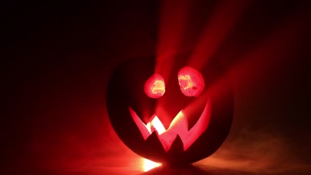 Halloween Pumpkin Uśmiech Scrary Oczy Noc Stroną Zamknij Widok Straszny — Wideo stockowe