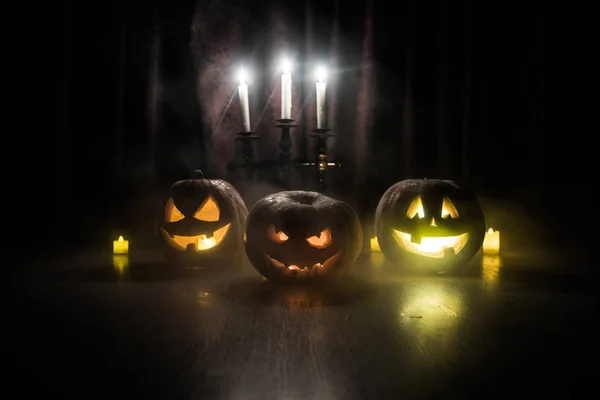 Halloween Zucca Testa Jack Lanterna Con Candele Incandescenti Sfondo Zucche — Foto Stock