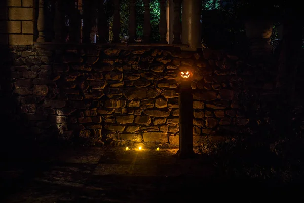 Halloween Pumpkin Carved Halloween Pumpkin Glowing Dark Outdoor Shot — Stock Photo, Image