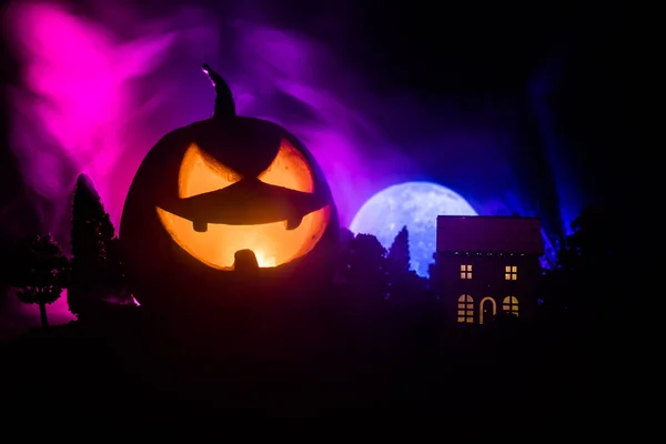 Horror Vista Calabaza Halloween Con Cara Sonriente Miedo Linterna Gato — Foto de Stock