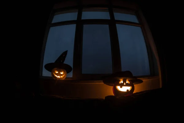 Scary Halloween Dynia Oknie Mistyczne Dom Nocy Lub Halloween Dynia — Zdjęcie stockowe