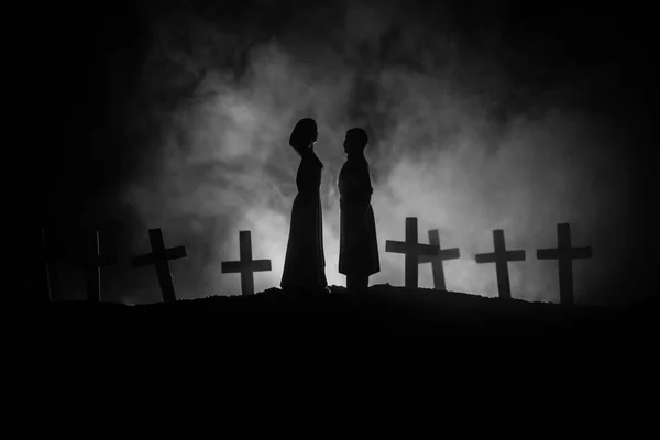 Концепція Жахів Хелловін Страшна Наречена Зомбі Нічному Кладовищі — стокове фото