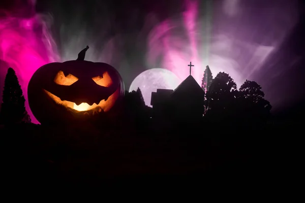 Vista Dell Orrore Della Zucca Halloween Con Faccia Sorridente Spaventosa — Foto Stock