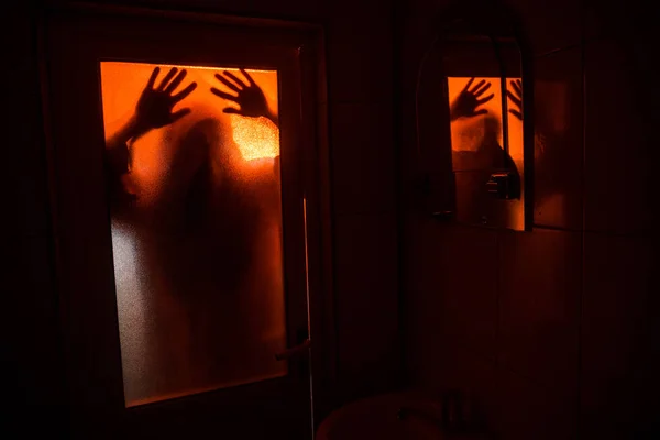 Silhouette Orrore Della Donna Finestra Spaventoso Halloween Concetto Offuscata Silhouette — Foto Stock