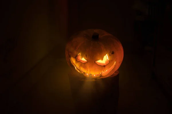 Horror Halloween Koncept Stäng Upp Skrämmande Döda Halloween Pumpa Glödande — Stockfoto