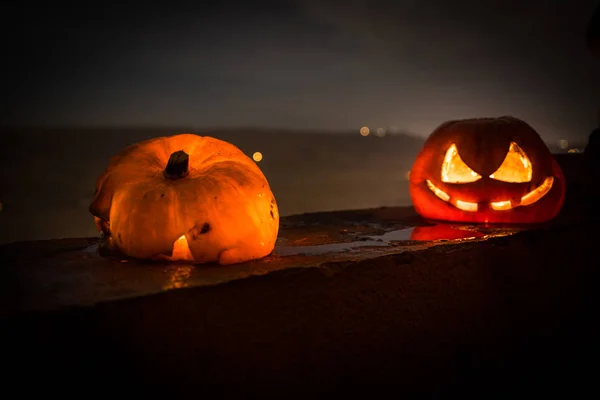 Pomysł Halloween Blisko Widok Przerażające Martwe Halloween Dyni Świecące Ciemnym — Zdjęcie stockowe