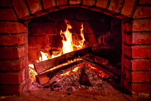 Otoño Invierno Chimenea Ardiente Acogedor Concepto Noche Cerca Primer Plano —  Fotos de Stock