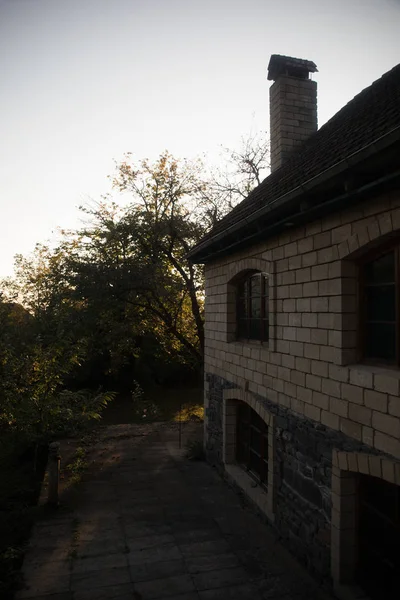 Güzel Manzara Köy Evi Sonbahar Azerbaycan Kırsal Sırasında Orman Ağaçları — Stok fotoğraf