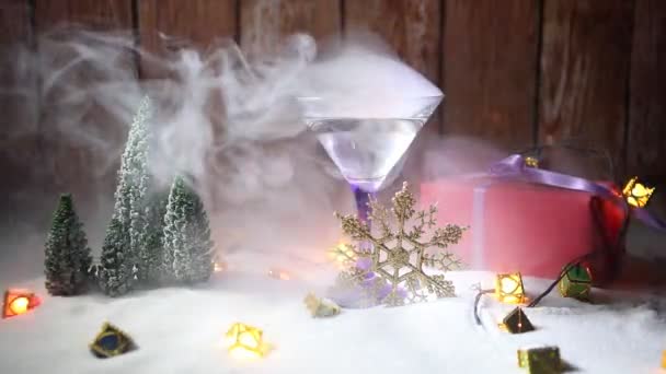 Cóctel Invierno Bebida Alcohólica Escena Nieve Con Tema Navidad Ideas — Vídeos de Stock