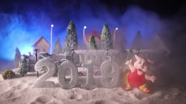 Мініатюра Зимової Сцени Різдвяними Будинками Вокзалом Деревами Вкритими Снігом Нічна — стокове відео
