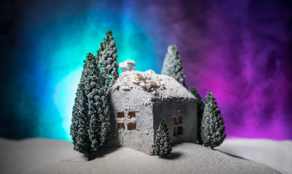 Casa Miniatura Navidad Año Nuevo Nieve Por Noche Con Abeto — Foto de Stock