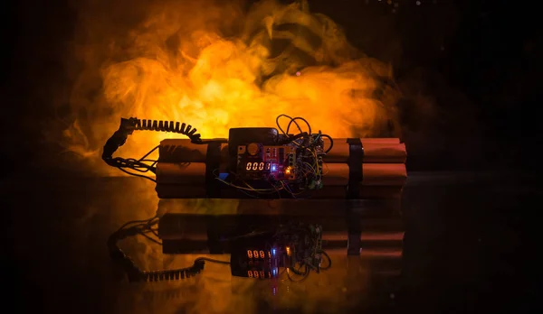 Egy Időzített Bomba Sötét Háttér Kép Világít Sötétben Fogalmi Kép — Stock Fotó