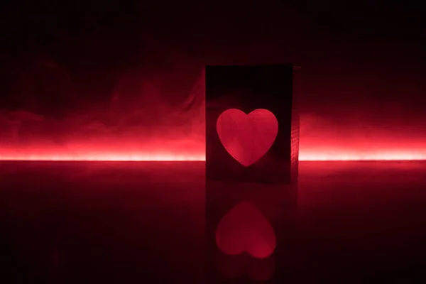 Table Sombre Concept Saint Valentin Amour Coeur Forme Rouge Avec — Photo