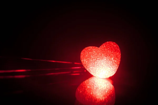 Mesa Escura Conceito Dia Dos Namorados Amor Coração Forma Vermelha — Fotografia de Stock