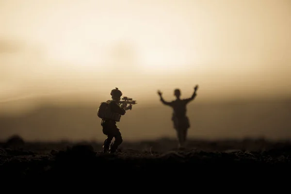 Kampfszene Militärische Silhouetten Kampfszene Auf Krieg Nebel Himmel Hintergrund Ein — Stockfoto