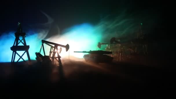 Kunstwerk Dekoration Ölkriegskonzept Militärsilhouetten Auf Einem Ölfeld Mit Pumpen Und — Stockvideo
