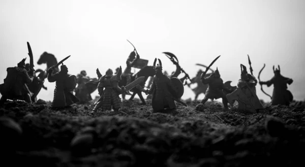 Středověká Bitva Scény Jezdectva Pěchoty Siluety Postav Jako Samostatné Objekty — Stock fotografie