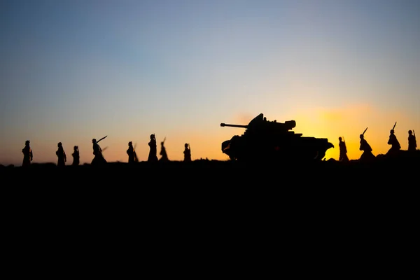 Sota Ajatus Sotilaallinen Siluetit Taistelevat Kohtaus Sodan Sumu Taivaalla Tausta — kuvapankkivalokuva