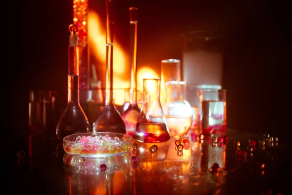 Temat Farmaceutyczny Chemiczny Kolba Szkła Testowego Roztworem Laboratorium Badawczym Nauka — Zdjęcie stockowe