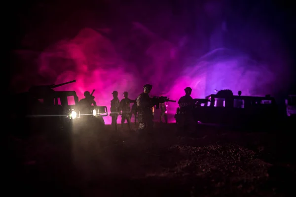 Conceito Guerra Cena Batalha Fundo Céu Nevoeiro Guerra Silhuetas Combate — Fotografia de Stock