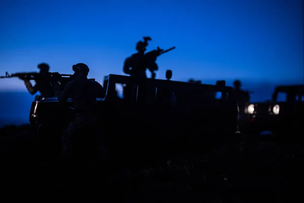 Kriegskonzept Kampfszene Auf Kriegsnebel Himmel Hintergrund Kampf Silhouetten Unter Bewölkten — Stockfoto