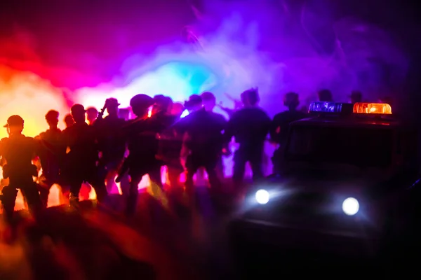 Bereitschaftspolizisten Signalisieren Bereitschaft Machtkonzept Der Regierung Polizei Einsatz Rauch Auf — Stockfoto