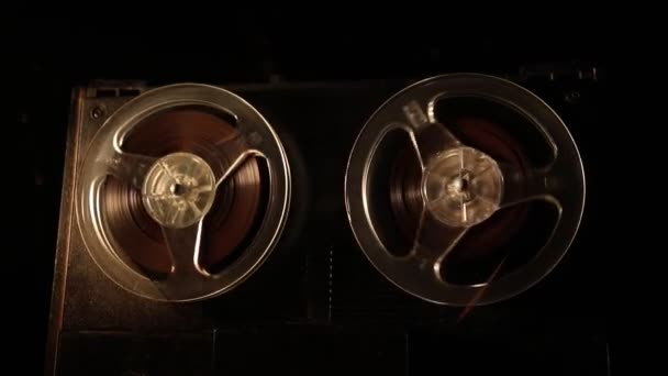 Old Vintage Reel Reel Player Recorder Dark Toned Foggy Background — Stock Video