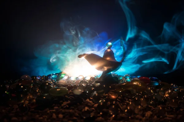 Antique Aladdin Arábica Noites Genie Estilo Lâmpada Óleo Com Luz — Fotografia de Stock