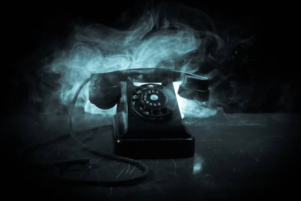 Viejo Teléfono Negro Sobre Tabla Madera Vieja Con Arte Fondo — Foto de Stock