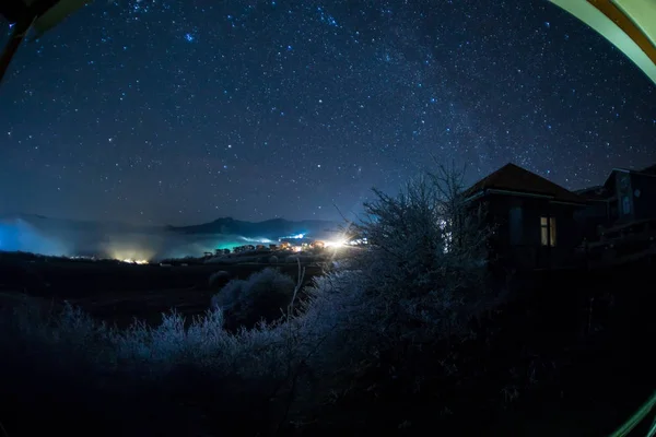 Oud Huis Met Een Geest Het Bos Nachts Verlaten Spookhuis — Stockfoto