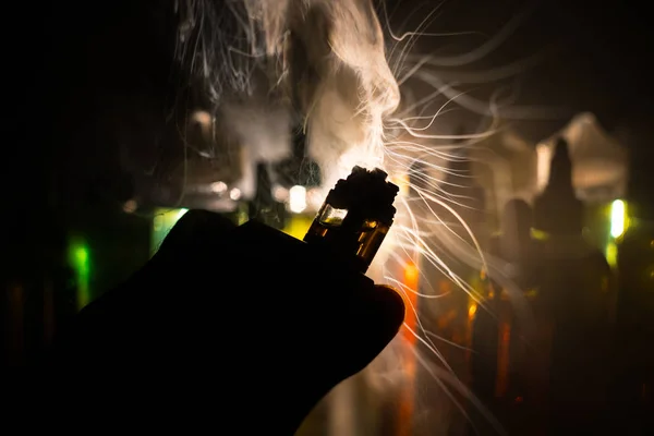 Vape Koncept Elektronisk Cigarett Vape Explosion Rök Moln Och Vape — Stockfoto