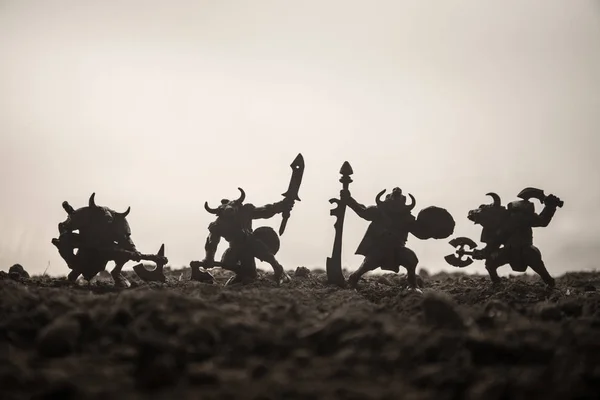 Middeleeuwse Slag Scène Met Cavalerie Infanterie Silhouetten Van Figuren Als — Stockfoto