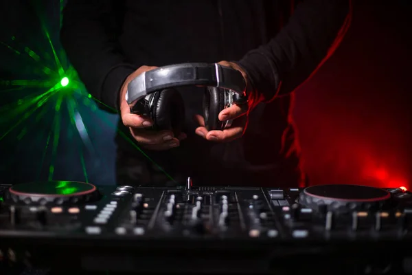 Spinning Mixing Scratching Night Club Hands Tweak Various Track Controls — Stock Photo, Image